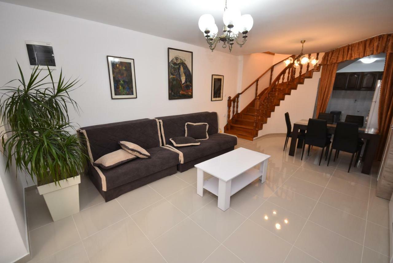 Villa House By The Sea Tivat Exterior foto