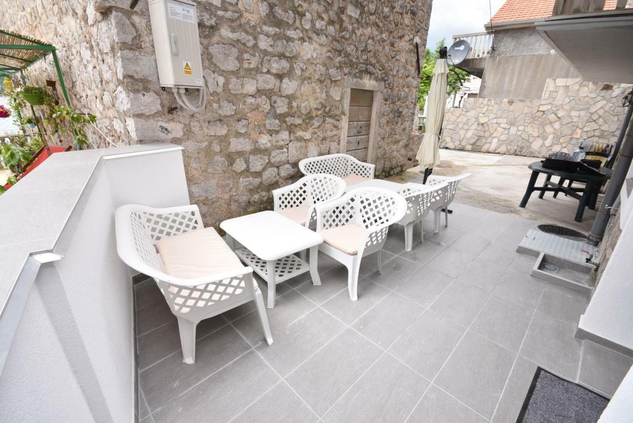 Villa House By The Sea Tivat Exterior foto