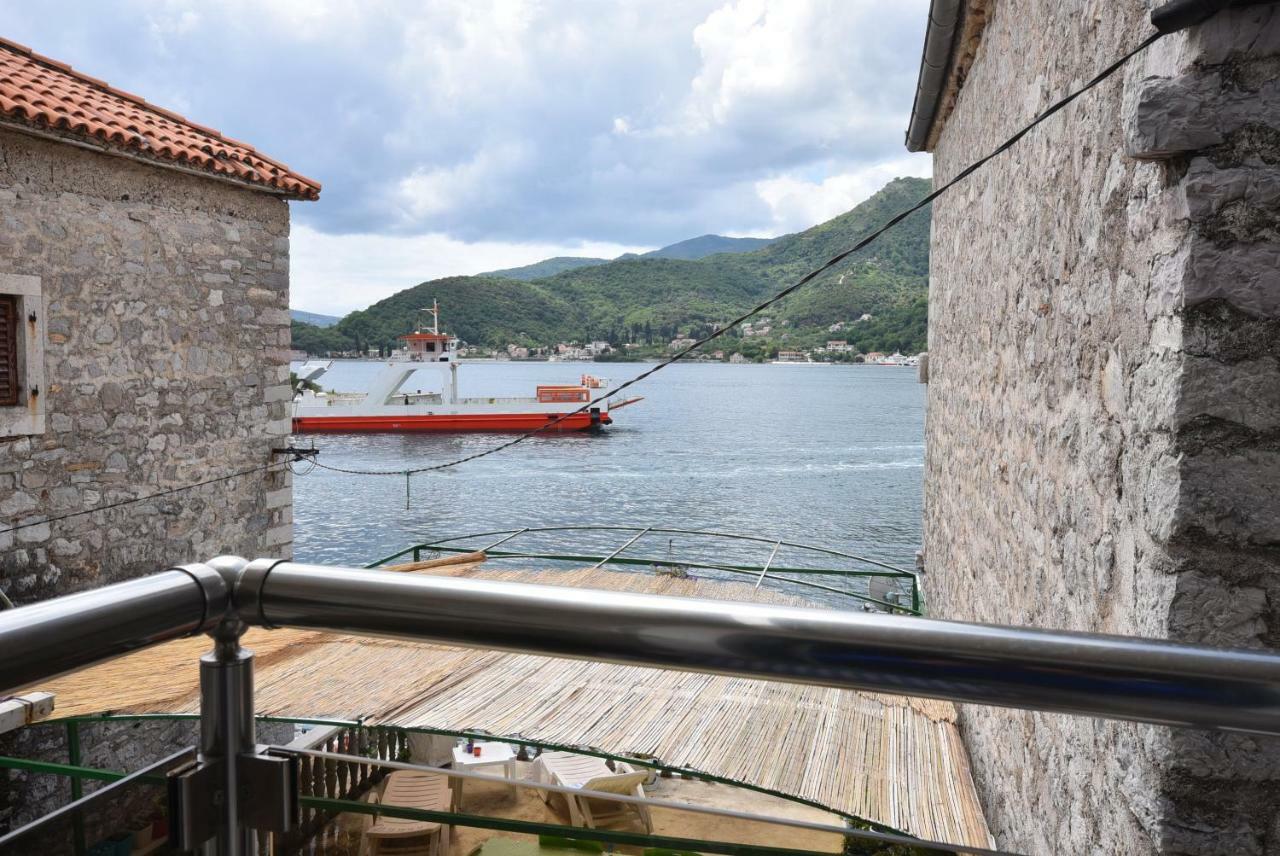 Villa House By The Sea Tivat Exterior foto